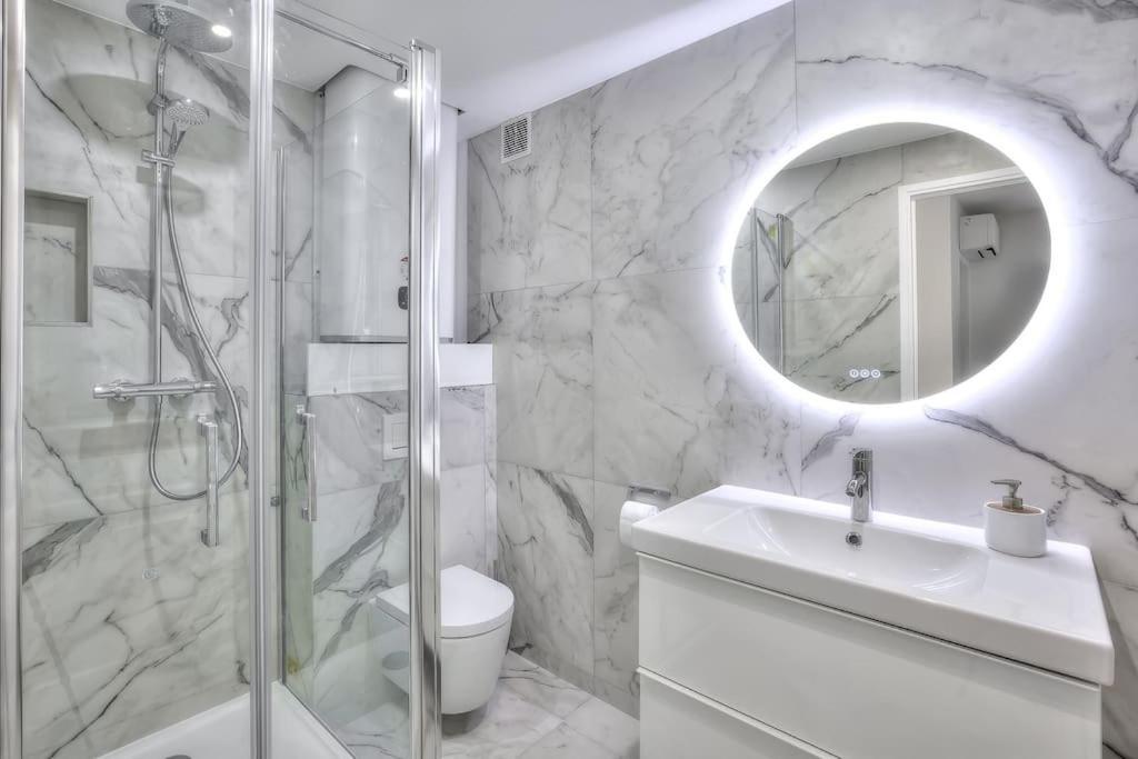The White Cocoon In Antibes City Екстер'єр фото